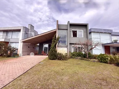 Sobrado com 4 Quartos à venda, 250m² no Rainha do Mar, Xangri-lá