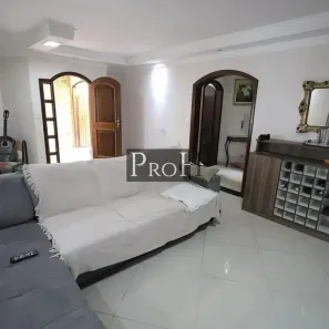 Sobrado com 5 Quartos à venda, 327m² no Vila Pires, Santo André