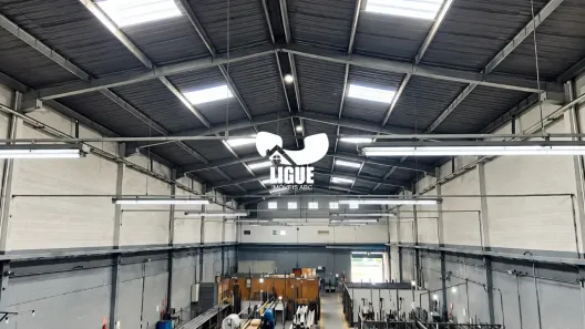 Galpão/Depósito/Armazém para alugar, 870m² no Loteamento Industrial Coral, Mauá