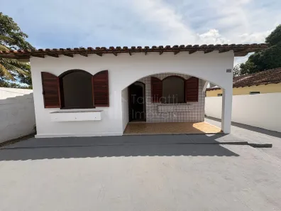 Casa com 2 Quartos à venda, 150m² no Parque Hotel, Araruama