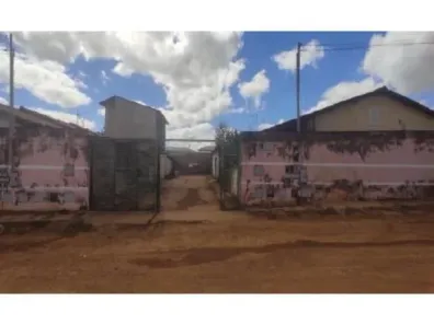 Casa de Condomínio com 2 Quartos à venda, 64m² no Parque Esplanada II, Valparaíso de Goiás