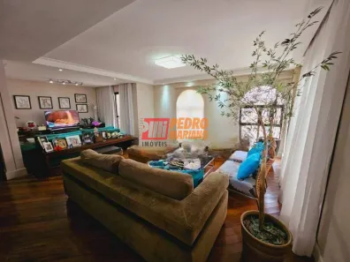 Apartamento com 3 Quartos à venda, 210m² no Vila Gilda, Santo André