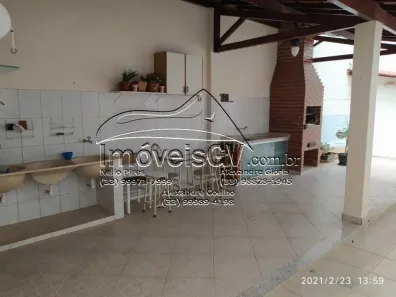 Casa com 6 Quartos à venda, 374m² no Ilha dos Araújos, Governador Valadares