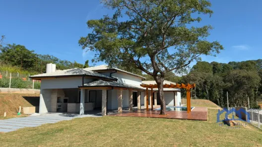 Fazenda/Sítio com 3 Quartos à venda, 1000m² no , Mairinque