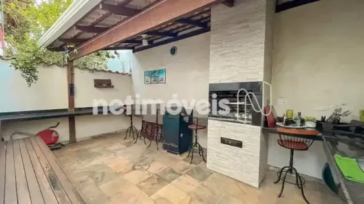 Casa com 3 Quartos à venda, 237m² no Céu Azul, Belo Horizonte