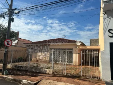 Casa com 3 Quartos à venda, 199m² no Centro, Araraquara