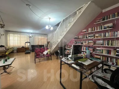 Sobrado com 3 Quartos à venda, 232m² no Mirandópolis, São Paulo