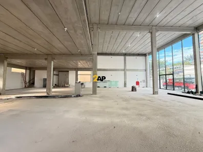 Galpão/Depósito/Armazém para alugar, 1700m² no Santo Amaro, São Paulo