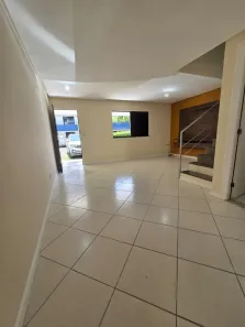 Casa de Condomínio com 4 Quartos para alugar, 150m² no Patamares, Salvador