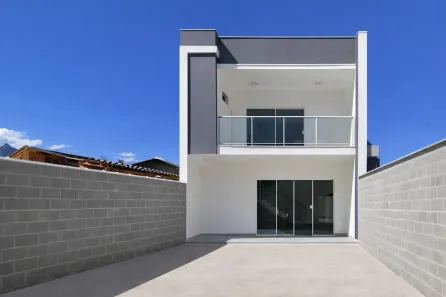 Casa com 2 Quartos à venda, 112m² no Jacuacanga, Angra dos Reis