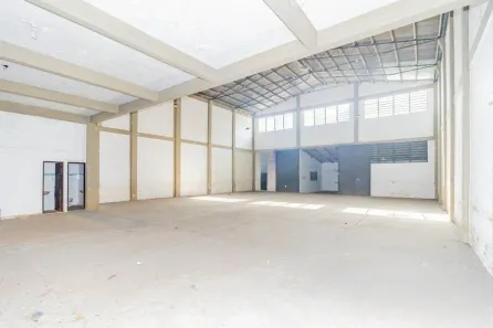 Galpão/Depósito/Armazém para alugar, 500m² no Navegantes, Porto Alegre
