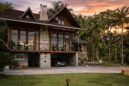Fazenda/Sítio com 3 Quartos à venda, 392m² no Jaraguá 99, Jaraguá do Sul