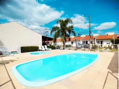 Casa de Condomínio com 2 Quartos à venda, 57m² no Olaria, Canoas