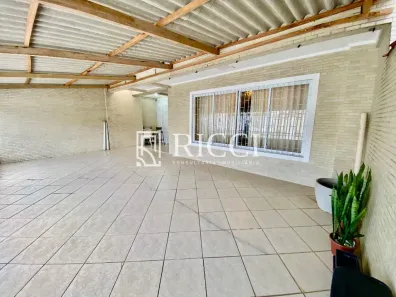 Casa com 5 Quartos à venda, 208m² no Campo Grande, Santos