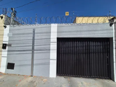Casa com 3 Quartos à venda, 150m² no Parque Veiga Jardim, Aparecida de Goiânia