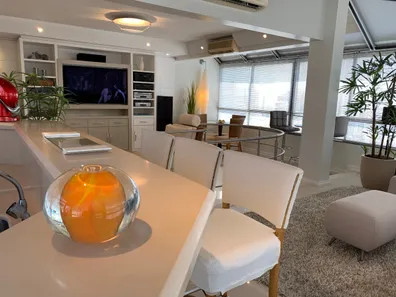 Apartamento com 3 Quartos à venda, 203m² no Centro, Florianópolis