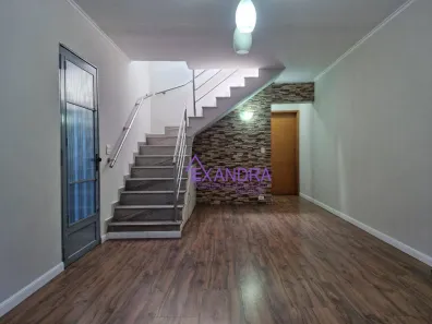 Sobrado com 3 Quartos para alugar, 135m² no Vila Nair, São Paulo