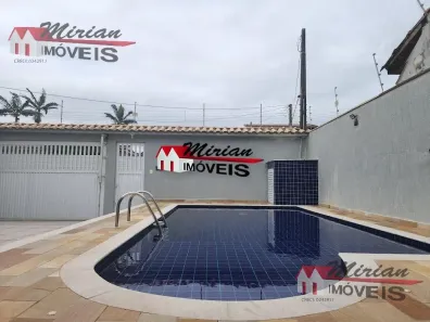 Sobrado com 3 Quartos à venda, 250m² no Balneário Três Marias, Peruíbe
