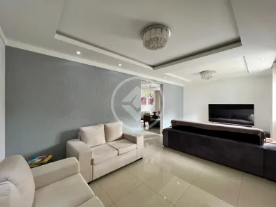 Casa de Condomínio com 4 Quartos para venda ou aluguel, 251m² no Tijuca, Teresópolis
