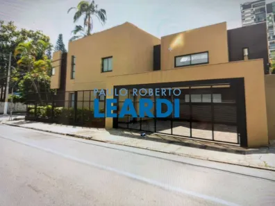 Sobrado com 3 Quartos para alugar, 180m² no Vila Olímpia, São Paulo
