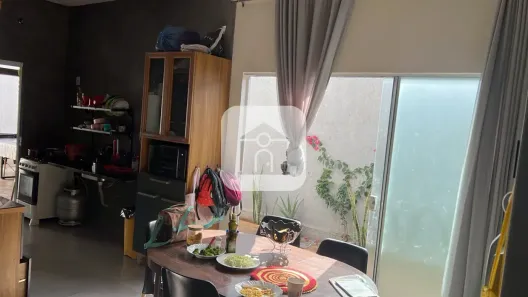 Casa com 3 Quartos à venda, 280m² no Presidente Roosevelt, Uberlândia