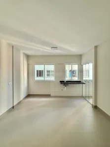 Apartamento com 2 Quartos para alugar, 48m² no Zona 01, Maringá