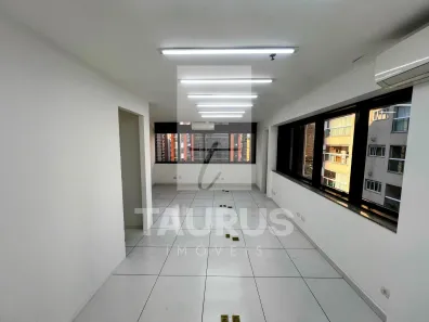 Sala Comercial para alugar, 44m² no Indianópolis, São Paulo