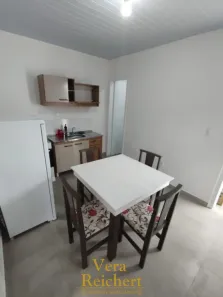 Casa com 1 Quarto para alugar, 25m² no Jardim Praia Mar, Itapema