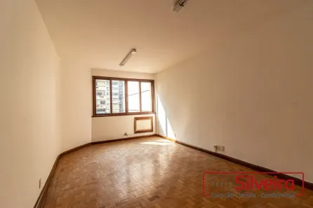 Sala Comercial para alugar, 76m² no Centro Histórico, Porto Alegre