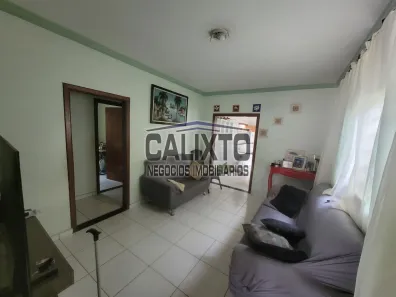 Casa com 3 Quartos à venda, 140m² no Nossa Senhora das Graças, Uberlândia