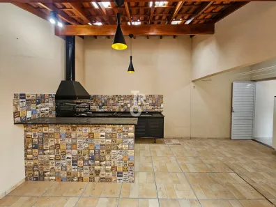 Sobrado com 3 Quartos à venda, 200m² no Mirante de Jundiaí, Jundiaí