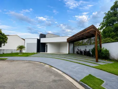 Casa de Condomínio com 3 Quartos à venda, 140m² no Bairro do Grama, Caçapava