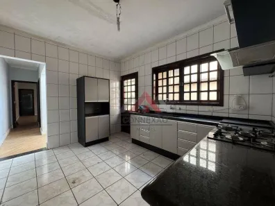 Sobrado com 5 Quartos à venda, 112m² no Cidade Edson, Suzano