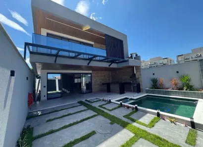 Casa de Condomínio com 4 Quartos à venda, 230m² no Barra da Tijuca, Rio de Janeiro