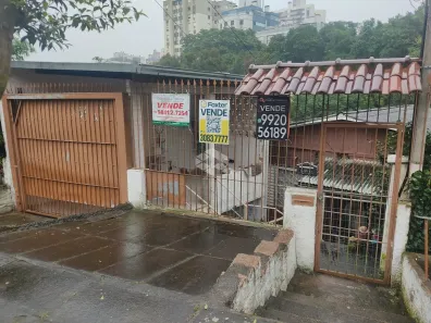 Casa com 2 Quartos à venda, 328m² no Bom Jesus, Porto Alegre