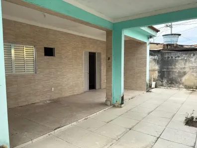 Casa com 3 Quartos à venda, 300m² no Sepetiba, Rio de Janeiro