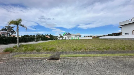 Lote/Terreno à venda, 600m² no Arroio, Imbituba