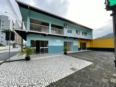 Apartamento com 2 Quartos para alugar, 120m² no Vila Nova, Jaraguá do Sul