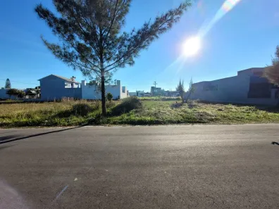 Lote/Terreno à venda, 290m² no Capão da Canoa, Capão da Canoa