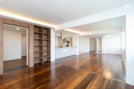 Apartamento com 3 Quartos à venda, 219m² no Bigorrilho, Curitiba