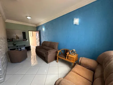 Casa com 7 Quartos à venda, 210m² no Maracanã, Montes Claros