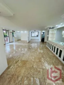 Apartamento com 3 Quartos à venda, 190m² no Gonzaga, Santos