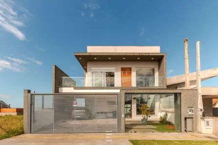 Sobrado com 3 Quartos à venda, 213m² no Dom Feliciano, Gravataí