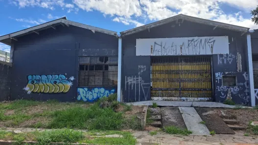 Galpão/Depósito/Armazém para alugar, 612m² no Rubem Berta, Porto Alegre