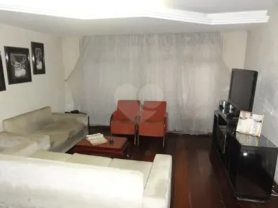 Sobrado com 3 Quartos à venda, 195m² no Jardim Picolo, São Paulo