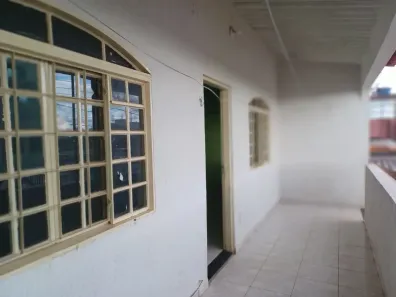 Sobrado com 4 Quartos à venda, 200m² no Samambaia Norte, Brasília