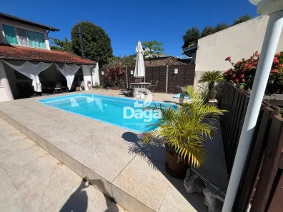 Casa com 4 Quartos à venda, 230m² no Córrego Grande, Florianópolis