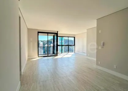 Apartamento com 4 Quartos à venda, 146m² no Pioneiros, Balneário Camboriú