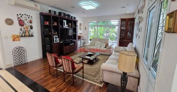 Casa com 3 Quartos à venda, 366m² no Sumaré, São Paulo