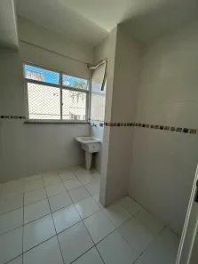 Apartamento com 2 Quartos para alugar, 110m² no Jardim Guanabara, Rio de Janeiro